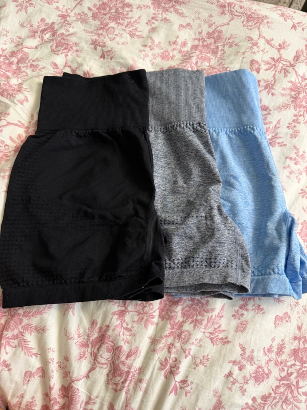 Seamless High-Waist Workout Shorts - Black, Gray, Blue